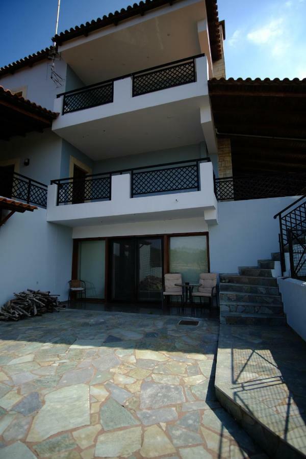 Eden Garden Villa Skalanion Exteriör bild